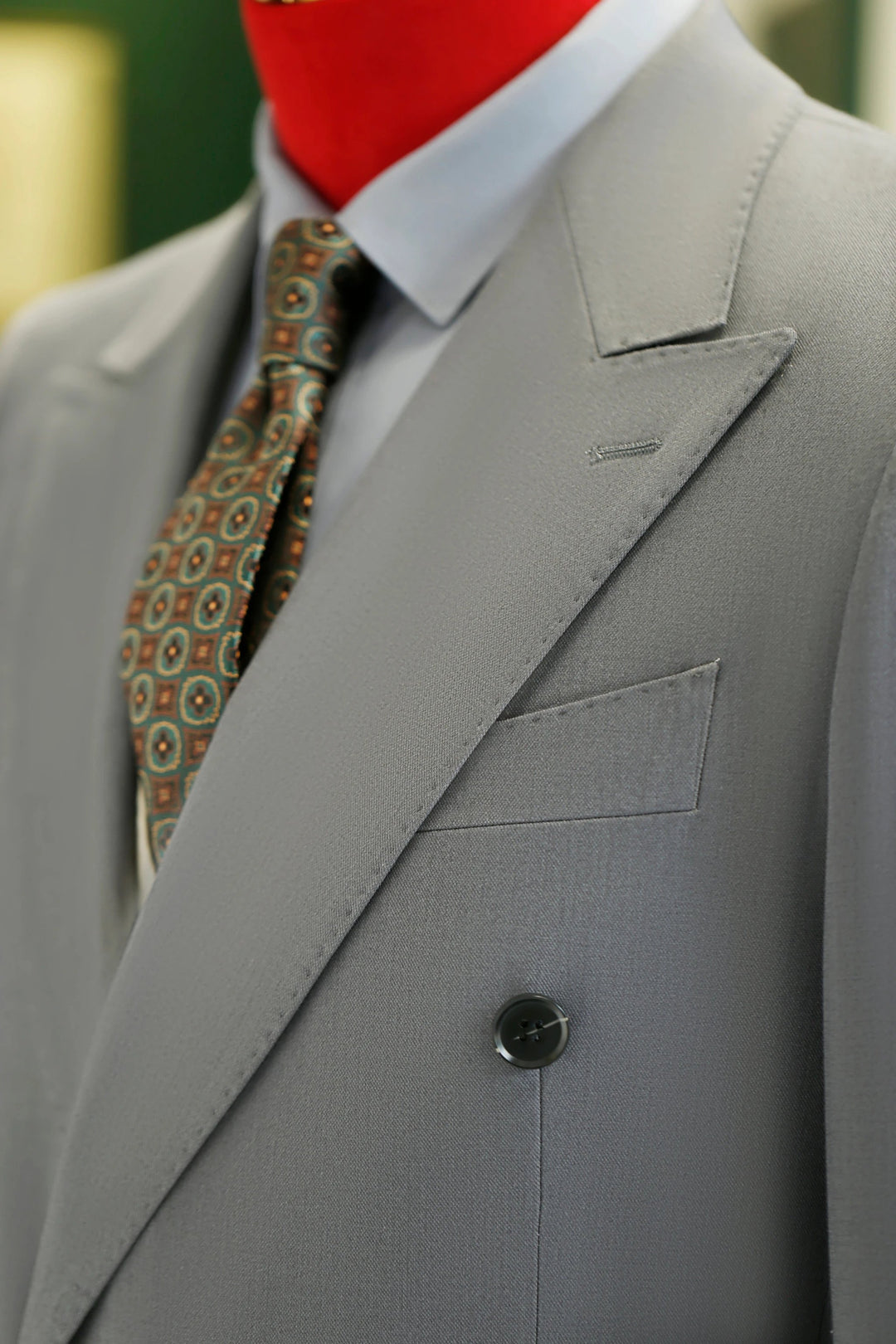 Double-Breasted Light Grey Wool Suit | Tailored Formal Groom &amp; Business Suit by 男装