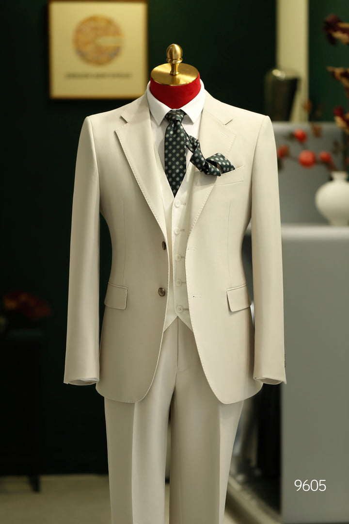 Three-Piece Cream Wool Suit | Tailored Formal Groom &amp; Summer Wedding Suit by 男装