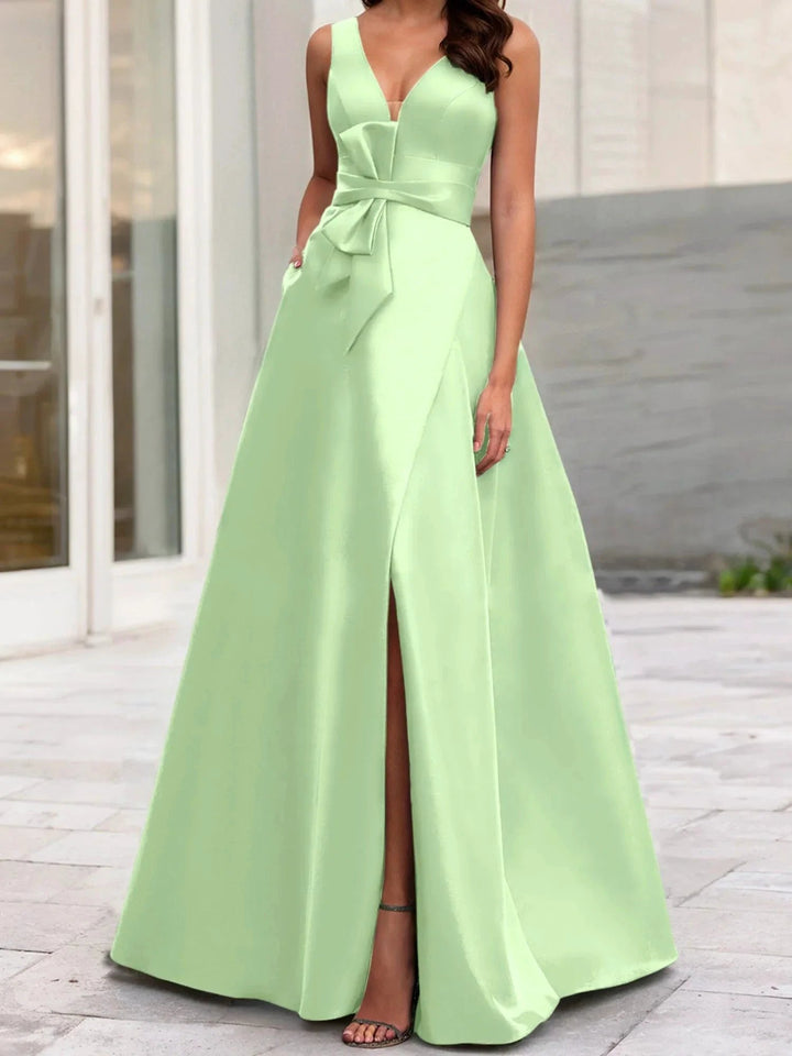 A-Line/Princess V-Neck Sleeveless Mother Of The Bride Dresses With Split Side by Dreamylily