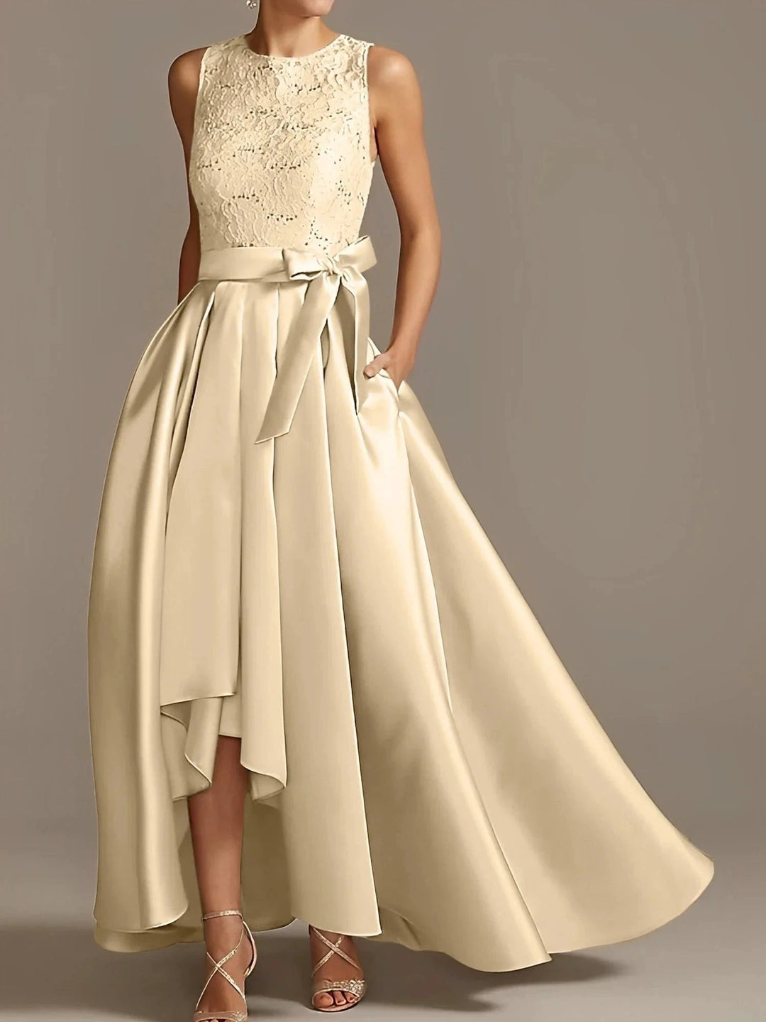 A-Line/Princess Jewel Neck Sleeveless Mother Of The Bride Dresses With Pleats Lace by Dreamylily