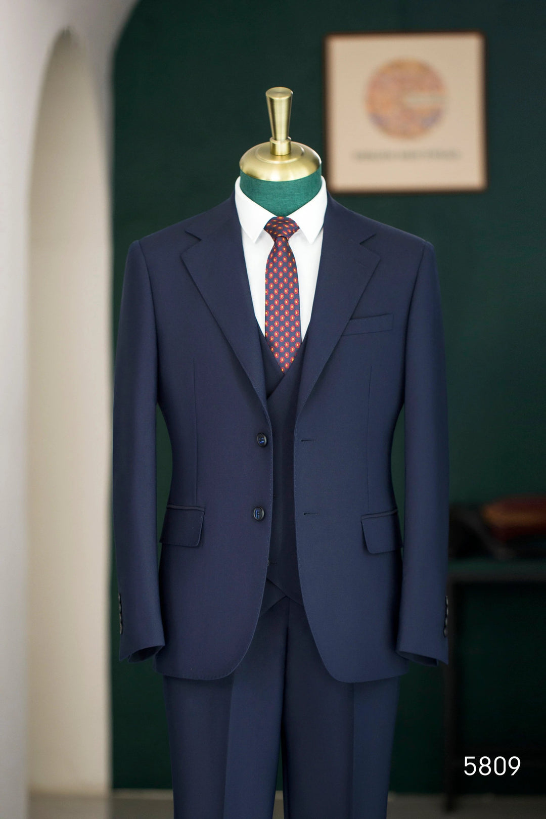 Navy Blue Wool 3-Piece Wedding Suit | Tailored Groom &amp; Groomsmen Attire by 男装