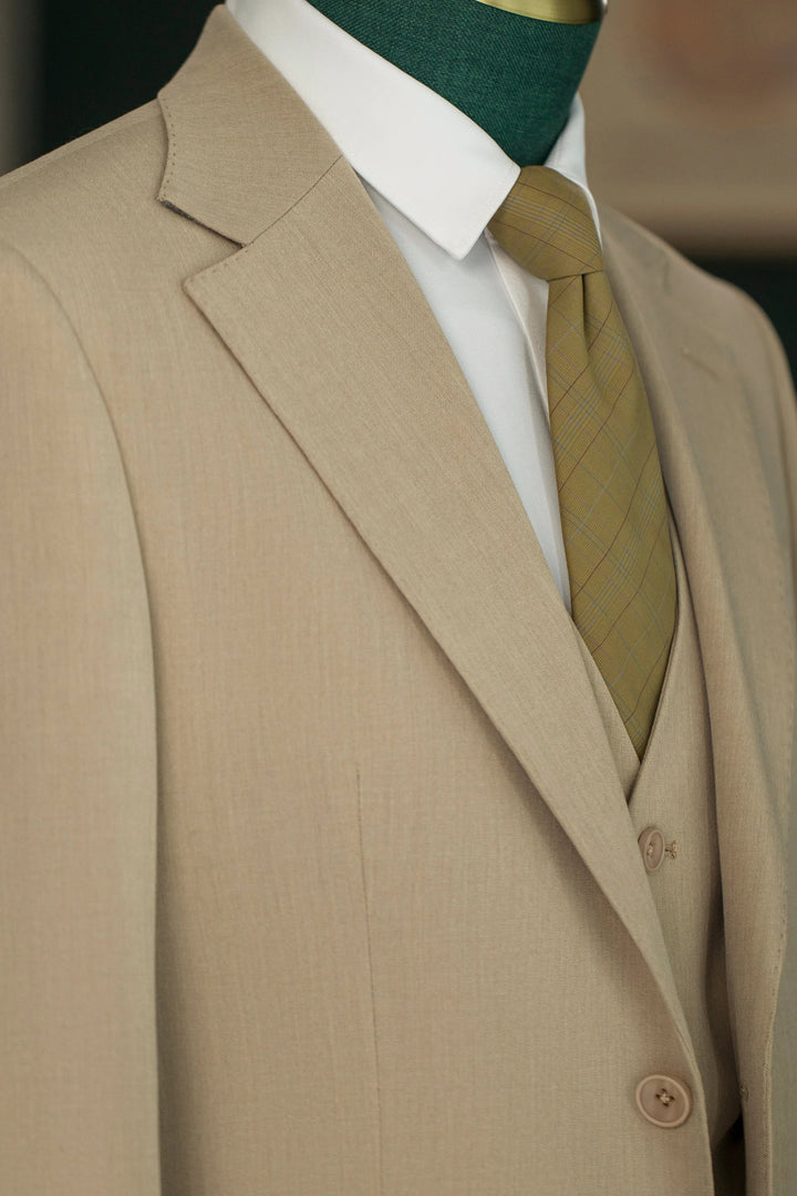 Beige Linen Blend 3-Piece Wedding Suit | Tailored Groom &amp; Groomsmen Attire by 男装