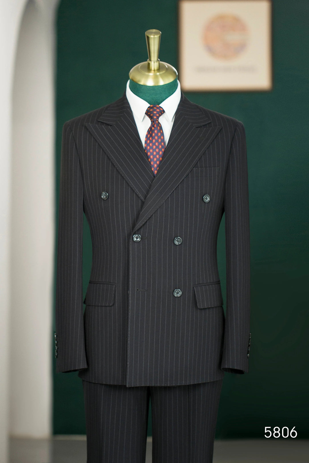 Black Pinstripe Wool Double-Breasted 3-Piece Wedding Suit | Tailored Groom &amp; Groomsmen Attire by 男装