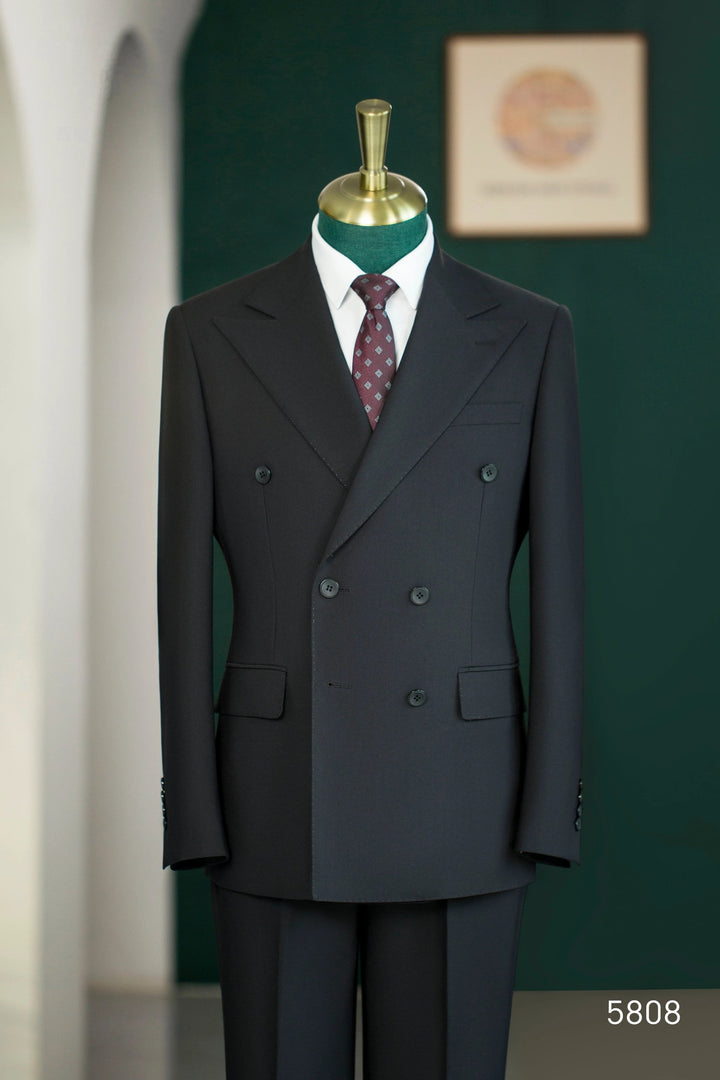 Black Wool Double-Breasted 3-Piece Wedding Suit | Tailored Groom &amp; Groomsmen Attire by 男装