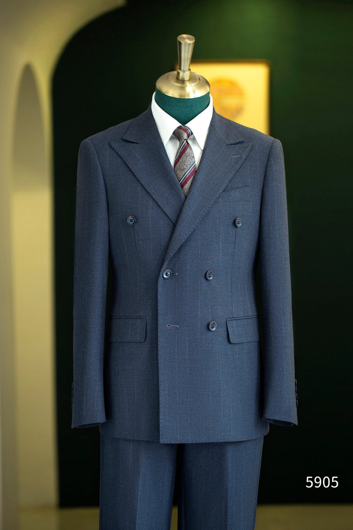 Charcoal Gold Pinstripe Wool Double-Breasted 3-Piece Wedding Suit | Tailored Groom &amp; Groomsmen Attire by 男装