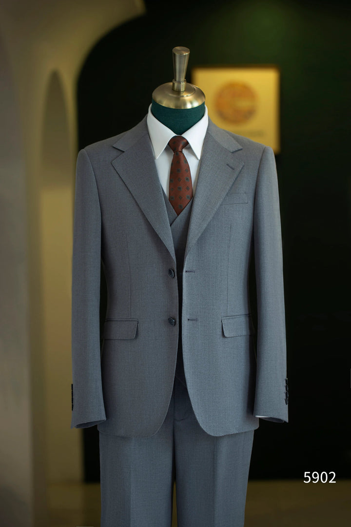 Dusty Blue Pinstripe Wool 3-Piece Wedding Suit | Tailored Groom &amp; Groomsmen Attire by 男装
