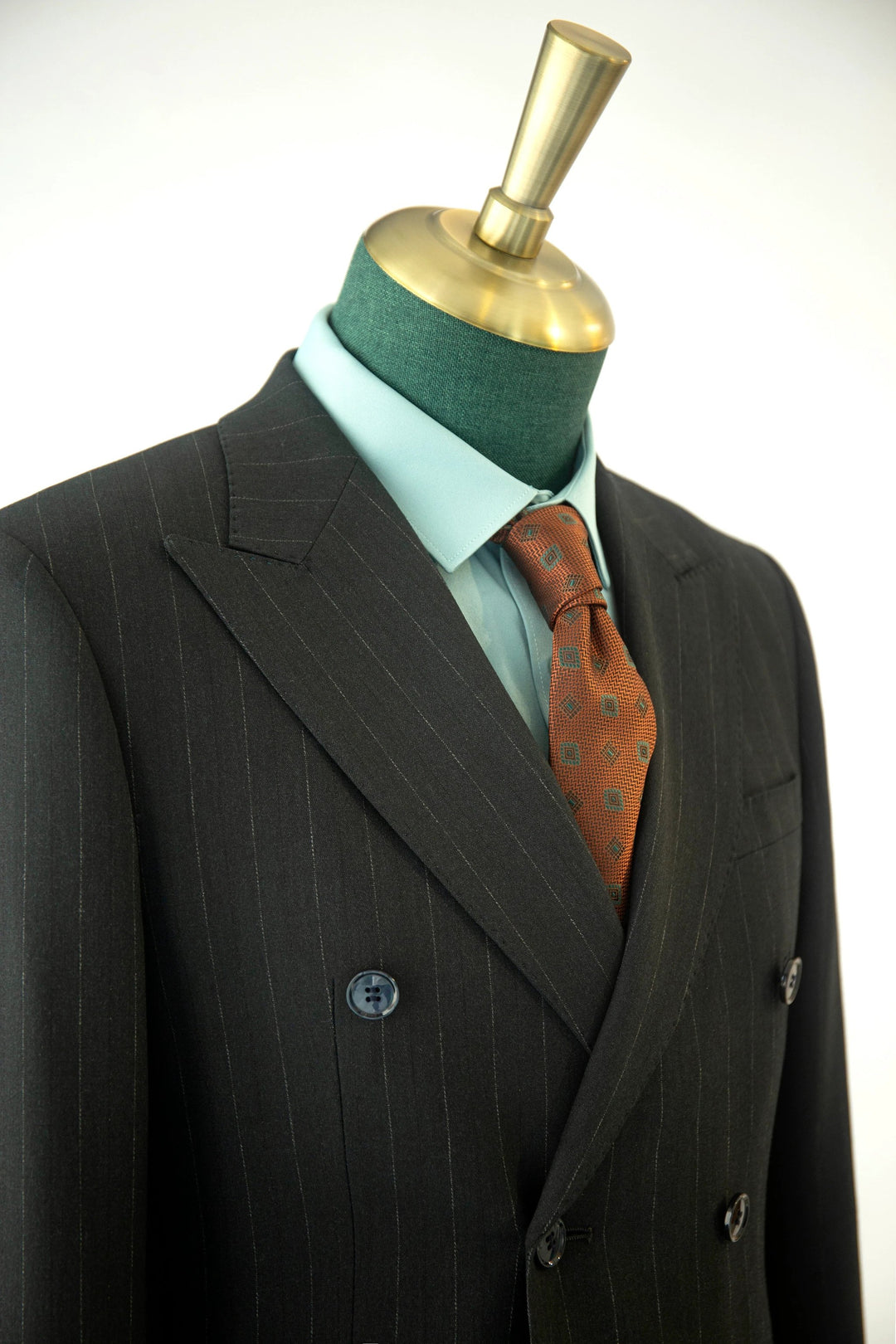 Double-Breasted Charcoal Pinstripe Wool Suit | Tailored Formal Groom &amp; Business Suit by 男装