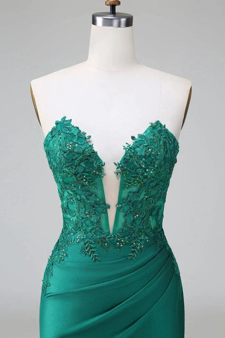 Classy Dark Green Bodycon Strapless Pleated Short Homecoming Dress with Beading by WEDTREND
