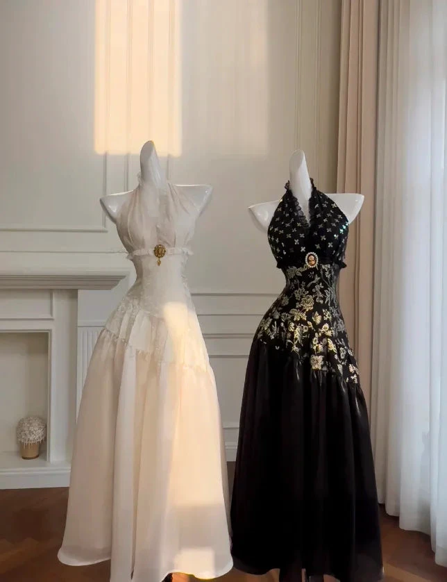 Robe de soirée longue noire élégante à col licou en satin imprimé floral avec sequins, coupe évasée, robe de bal Y8568
