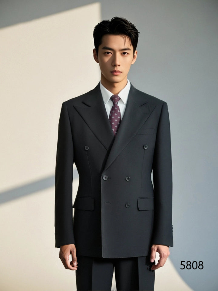 Black Wool Double-Breasted 3-Piece Wedding Suit | Tailored Groom &amp; Groomsmen Attire by 男装