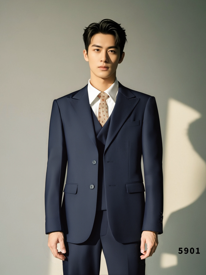 Navy Blue Wool 3-Piece Wedding Suit | Tailored Groom &amp; Groomsmen Attire by 男装