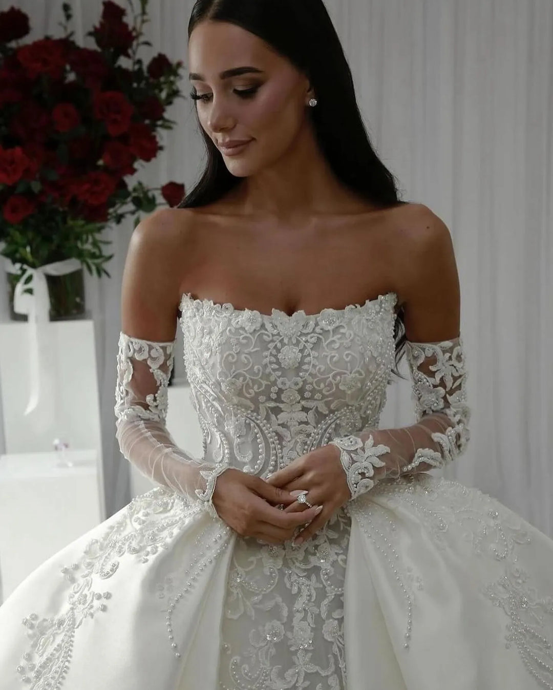 Arabic Lace Saudi Ball Gown Wedding Dress For Bride Strapless Pearls Satin Wedding Dresses Ruffle Dubai R Bridal Gowns Plus Size