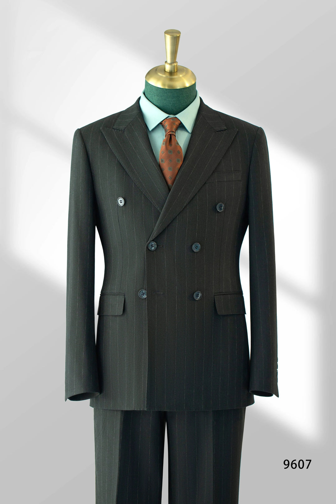 Double-Breasted Charcoal Pinstripe Wool Suit | Tailored Formal Groom &amp; Business Suit by 男装