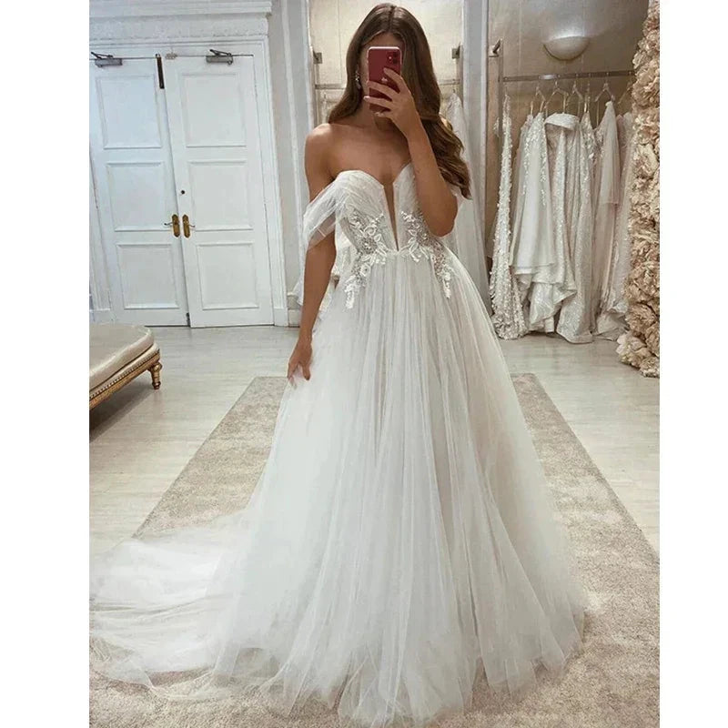 Bohemian Wedding Dresses Sleeveless Shoulder Women Sexy Sweetheart Lace Applique Bridal Gowns Formal Beach Wedding Party Robe De by payinti