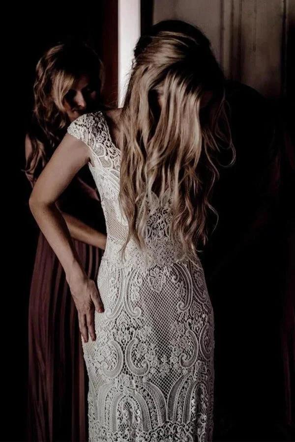 Cap Sleeve Sheath Boho Wedding Dresses Vintage Lace Rustic Wedding Dress MW314 by Musebridals