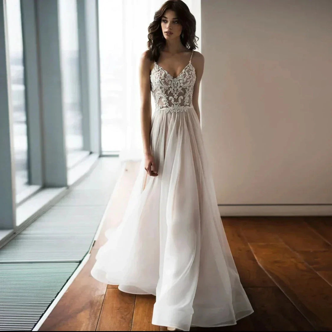 Charming Spaghetti Straps V Neck Wedding Dresses Lace Appliques Backless Tulle A Line Bridal Gowns Sweep Train Robe De Mariée by payinti