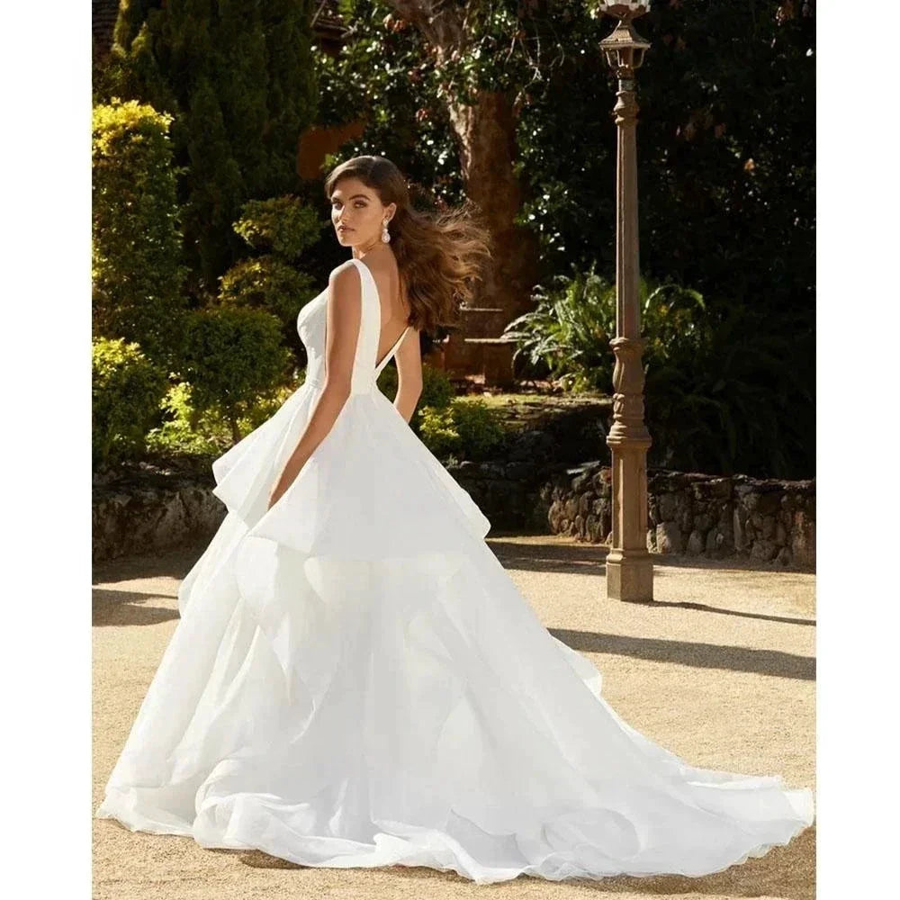 Elegant Ruffles Wedding Dresses For Women V-Neck Backless Bridal Gowns A-Line Sleeveless Vestidos De Novia by payinti