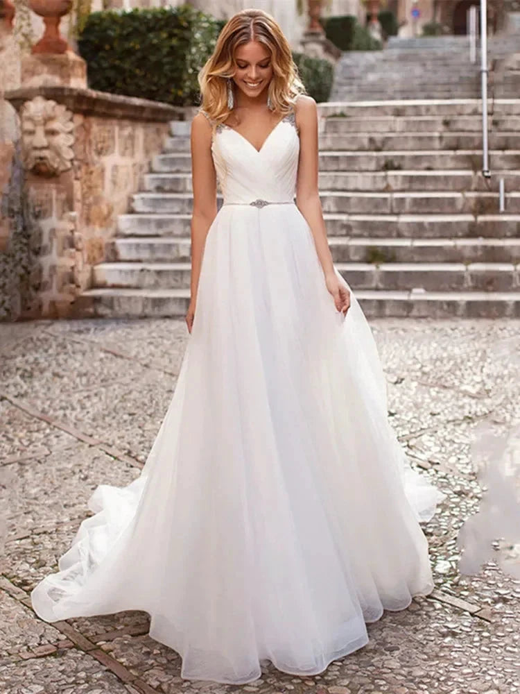 Elegant V Neck Spaghetti Strap Wedding Dresses 2022 New Arrival Beading Sleeveless Backless Bridal Gowns Sweep Train For Women by payinti