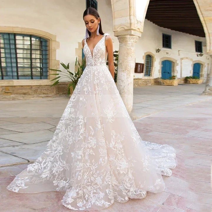 Gorgeous A-line Tulle Appliques Lace Wedding Dress V-neck Vestidos De Novia Open Back Princess Vestido De Noiva by payinti
