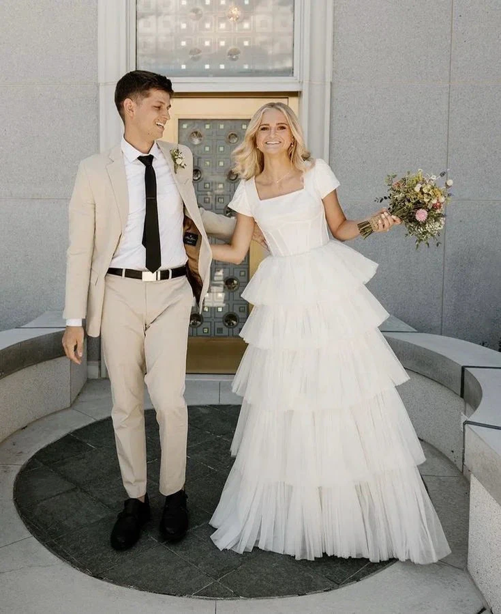 Chic Tiered Tulle Wedding Dress,Vintage Wedding Dress Y4266 by simplepromdress