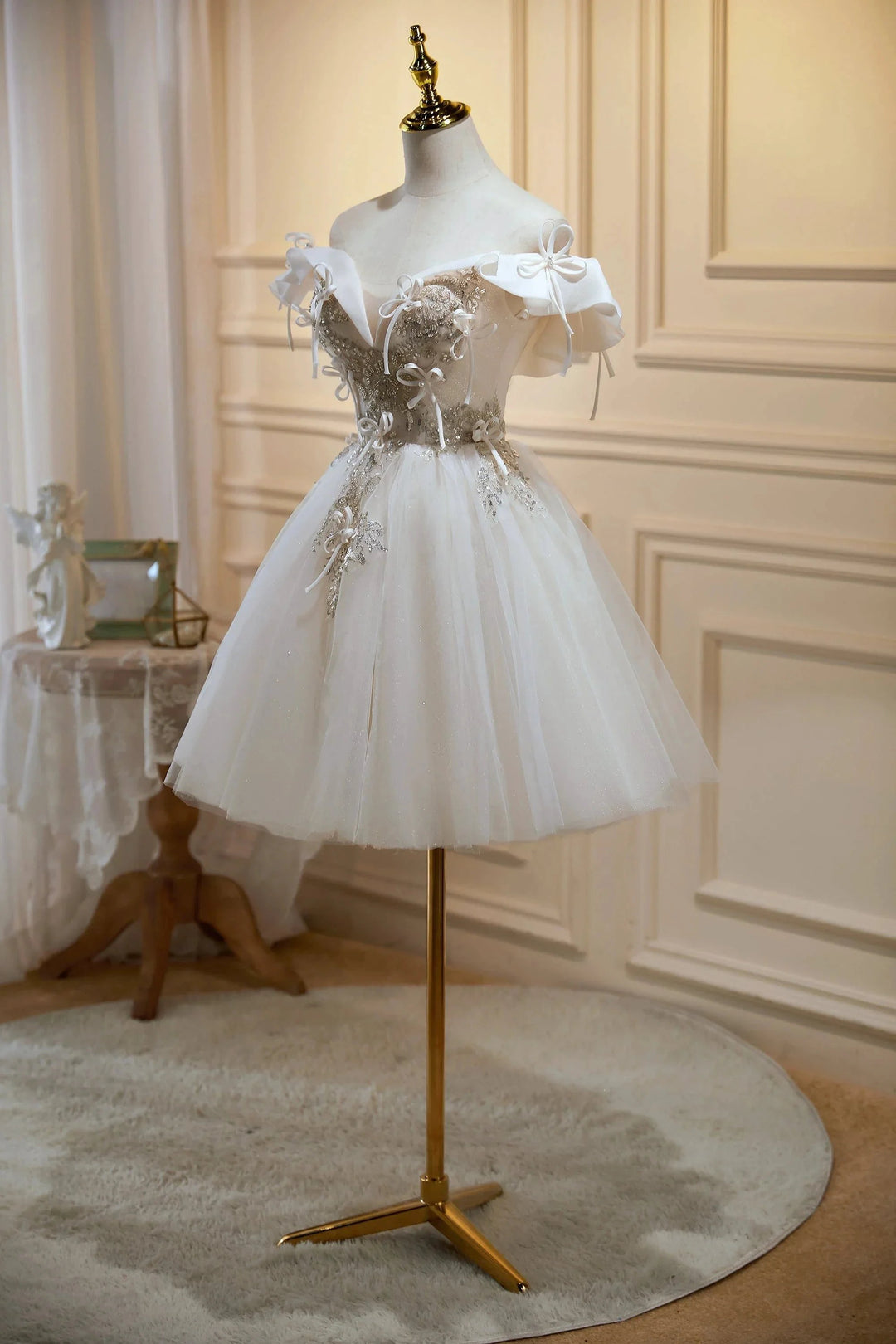Chic Off The Shoulder V Neck Tulle Short Homecoming Dresses by Cicinia