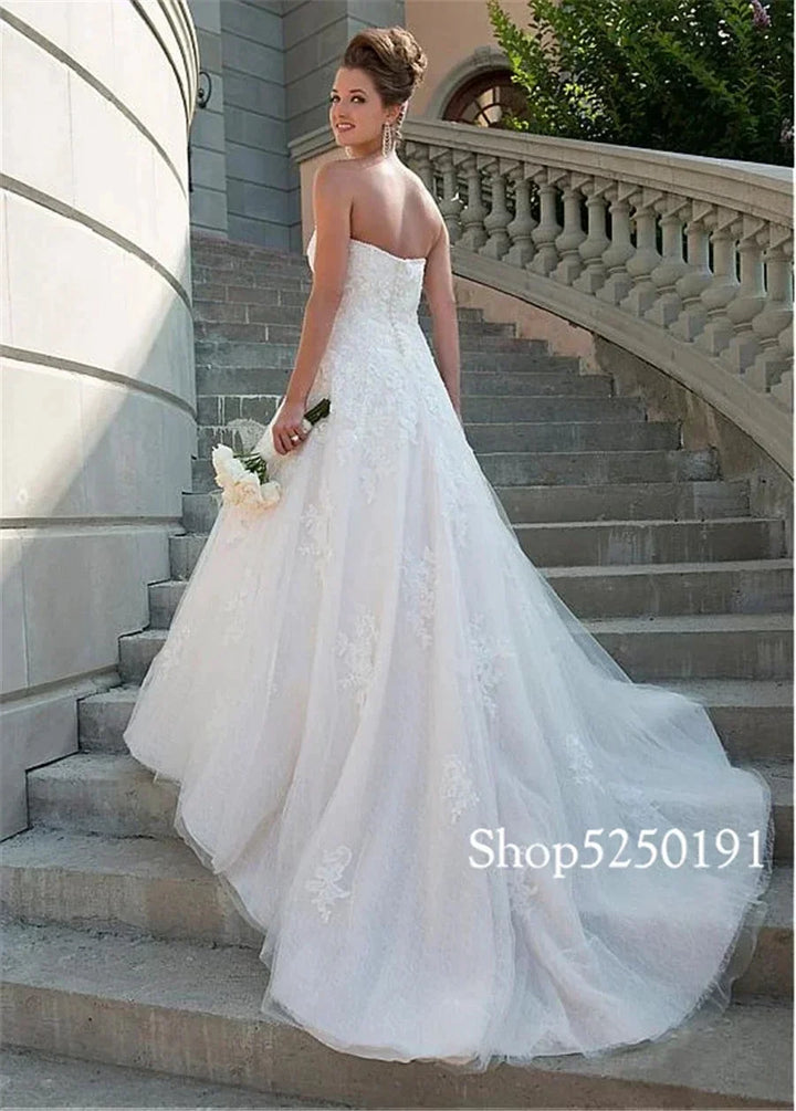Lace Sweetheart Neckline A-line Wedding Dress Strapless Crystals Bridal Gowns robe de mariee princesse de luxe by payinti
