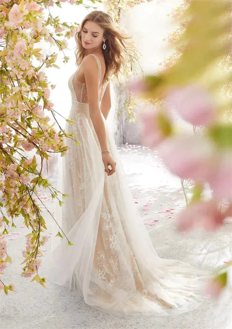 New European and American Foreign Wedding Dress Sexy Fashion V-neck Sleeveless Lace Wedding Dress by payinti