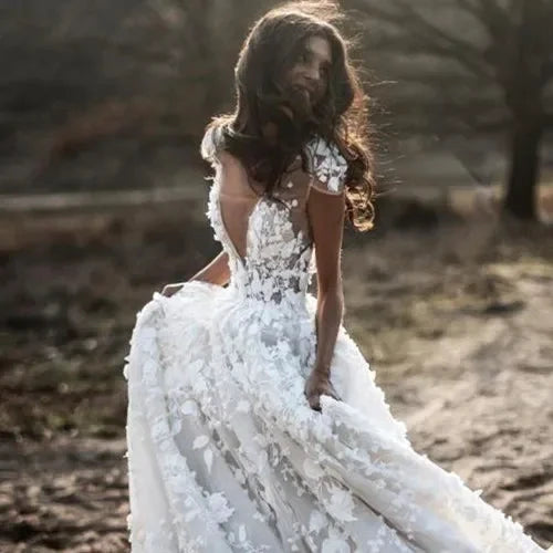 New Romantic Boho Country Wedding Dresses With 3D Flowers Sexy V-Neck Illusion Arabic Bridal Wedding Gowns by payinti
