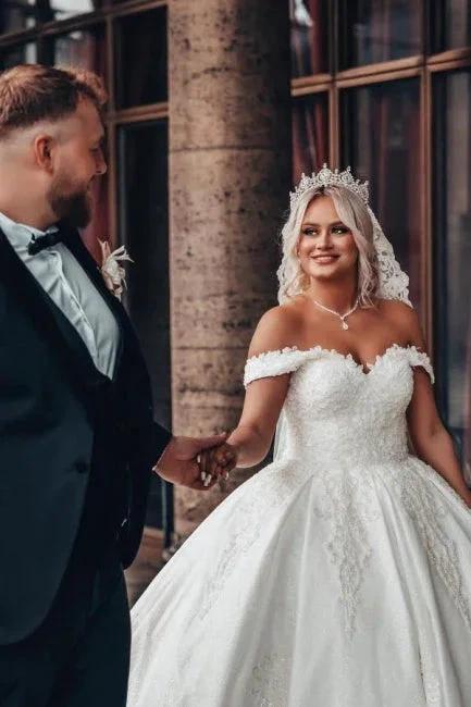 Off-The-Shoulder Sweetheart Stain Ball Gown Wedding Dress with Appliques by misshow.com