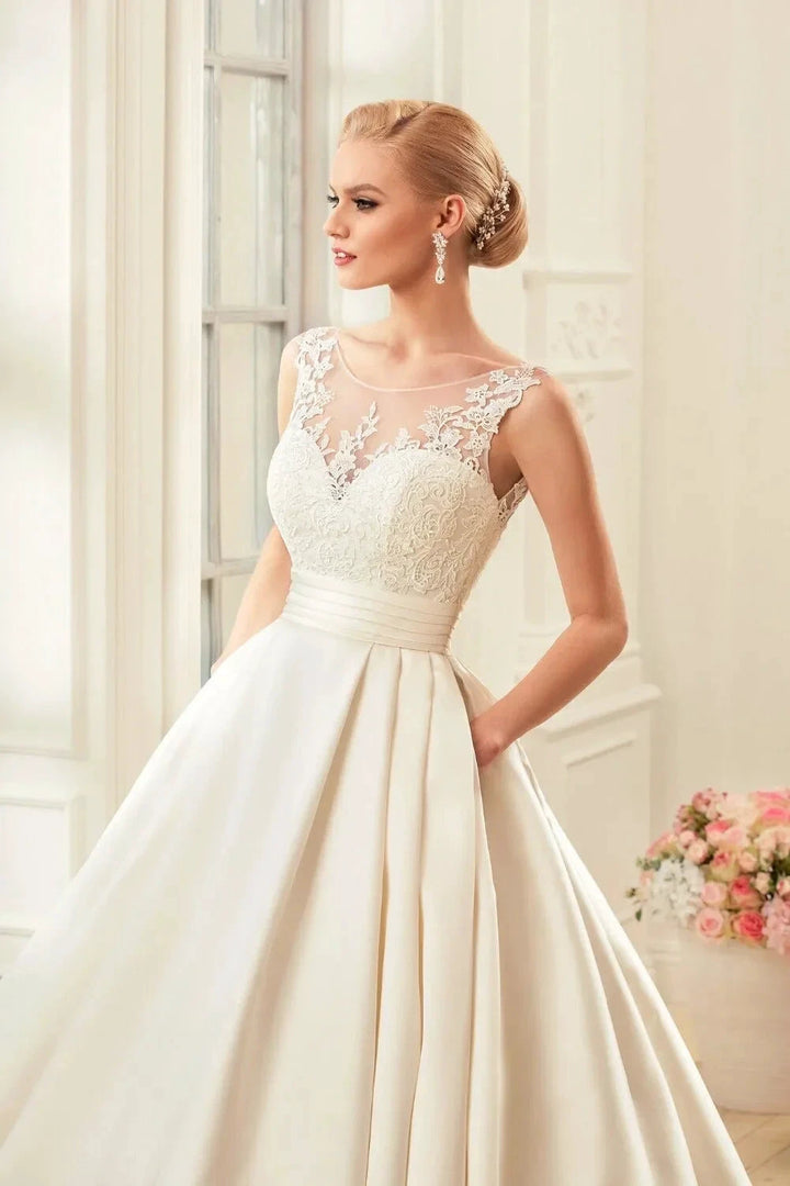 Sexy Backless Satin Wedding Dresses 2023 Chapel Train Bridal Gowns Ivory vestido noiva princesa by payinti