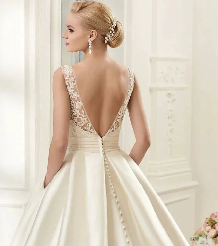 Sexy Backless Satin Wedding Dresses 2023 Chapel Train Bridal Gowns Ivory vestido noiva princesa by payinti