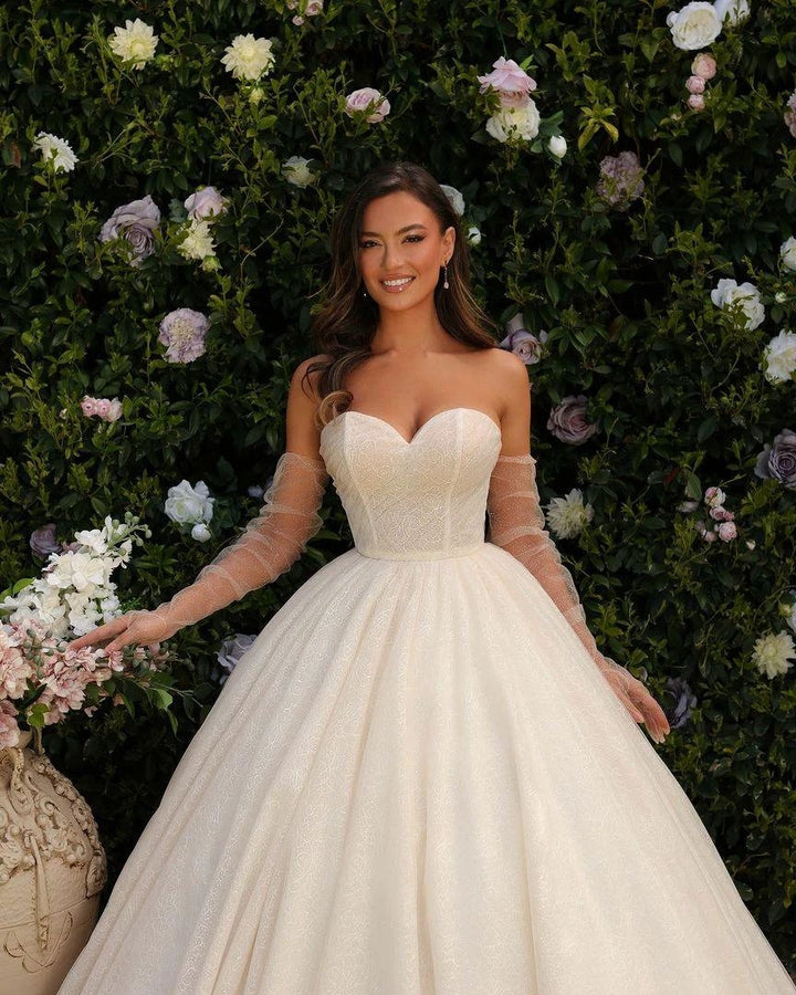 Sweetheart Long A-line Princess Glitter Sleeveless Lace Wedding Dress With Train by misshow.com
