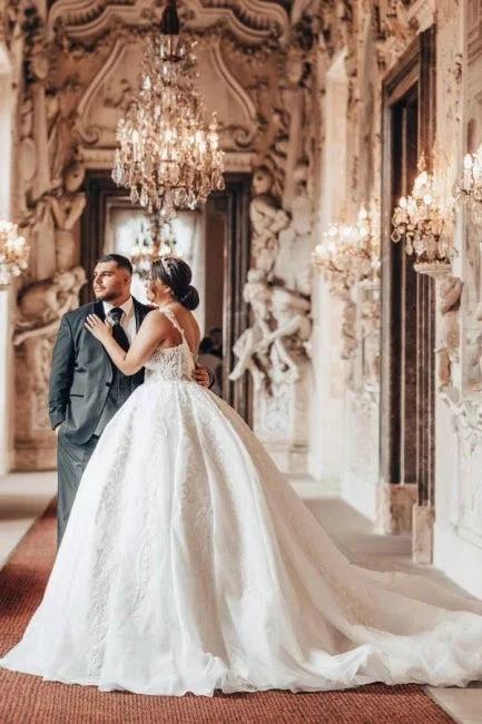 Sweetheart Luxury Ball Gown Stain Wedding Dress with Appliques by misshow.com