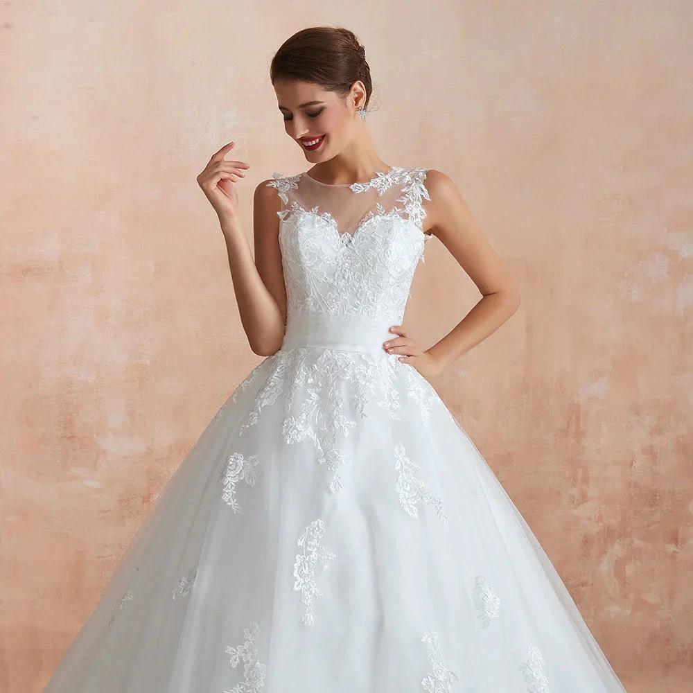 Amazing Long A-line Appliques Lace Tulle Wedding Dress by BIZTUNNEL