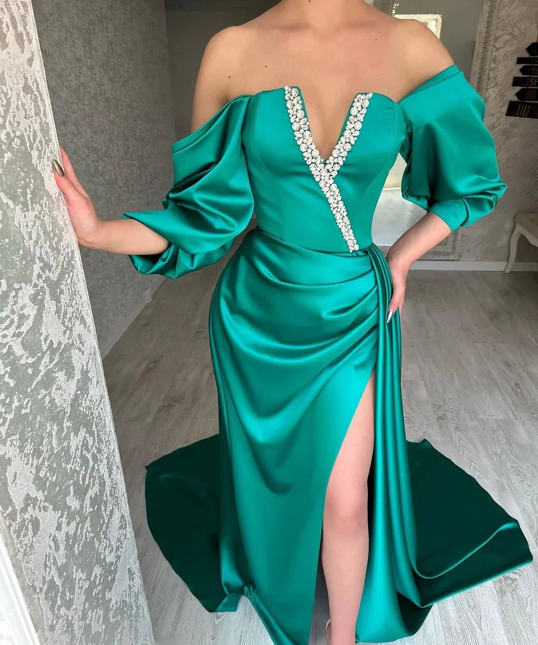Amazing Long Green A-line Off-the-shoulder Prom Dress With Slit by misshow.com