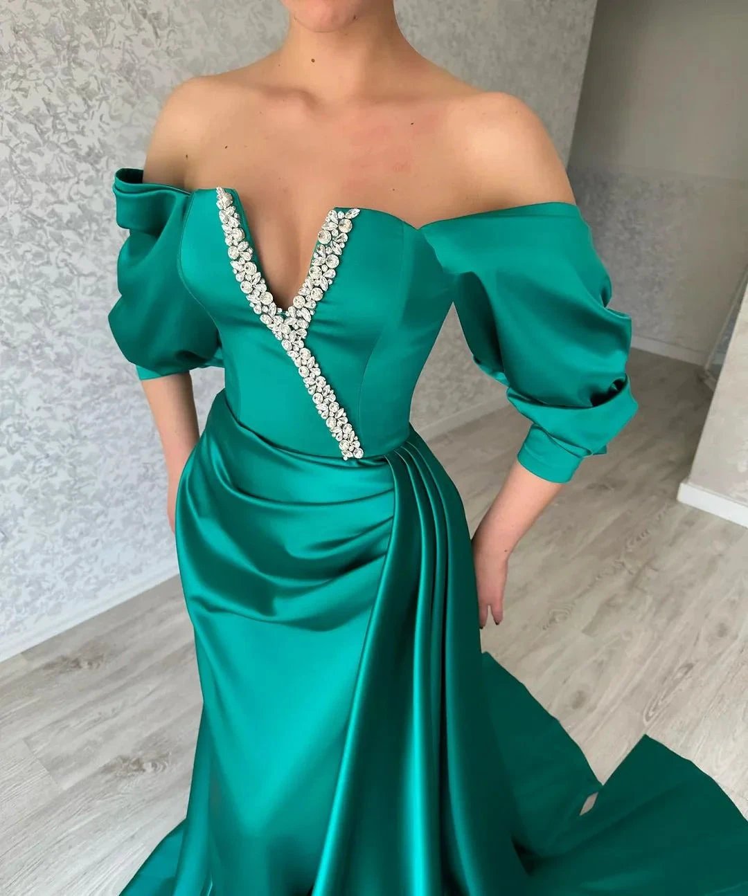Amazing Long Green A-line Off-the-shoulder Prom Dress With Slit by misshow.com