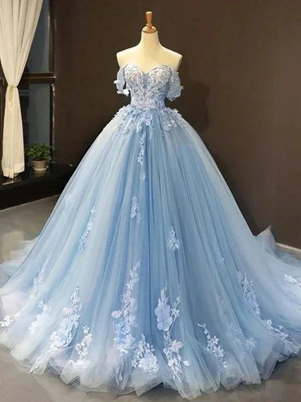 Vestido de baile com saia ampla em tule, decote ombro a ombro, sem mangas, com apliques, para cerimónias