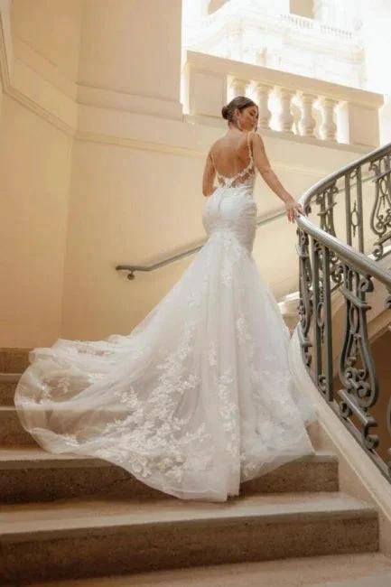 Beautiful Long Mermaid V-neck Spaghetti Straps Wedding Dresses with Lace by misshow.com