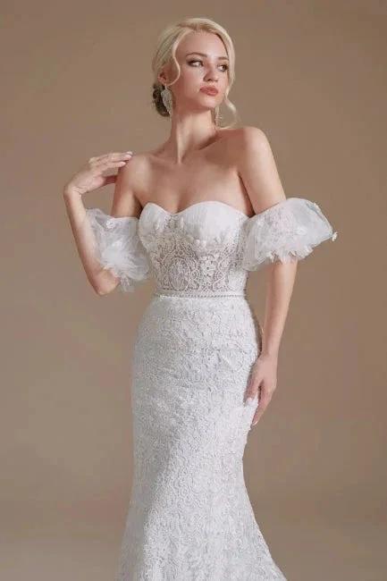 Beautiful Off-the-shoulder Sleeveless Mermaid Floor-Length Lace Wedding Dresses with Applique by misshow.com
