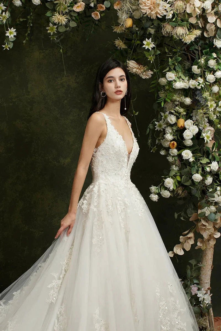 Biztunnel Long A-line V-neck Tulle Lace Backless Wedding Dresses by BIZTUNNEL