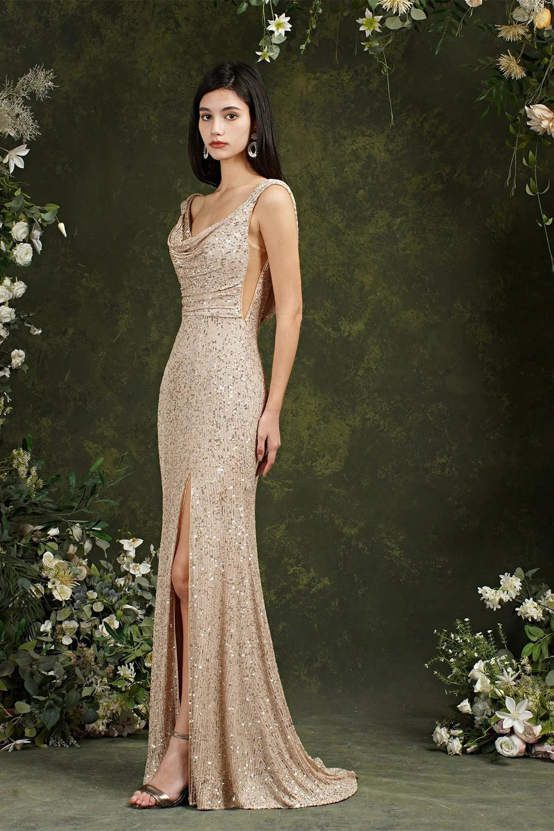 Brilliant Scoop Neck Sequins Backless Mermaid Bridesmaid/Prom Dress With Side Slit by misshow.com