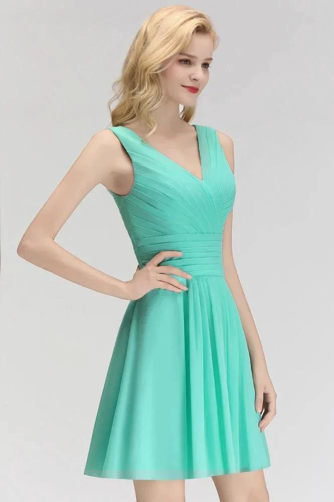Classic V-Neck Floral Mini Cocktail Dress Sleeveless Chiffon Knee Length Homecoming Dress by misshow.com
