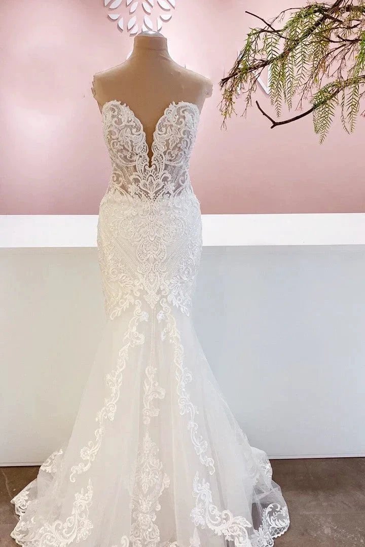 Classy Long Sweetheart Backless Mermaid Wedding Dress With Appliques Lace by BIZTUNNEL