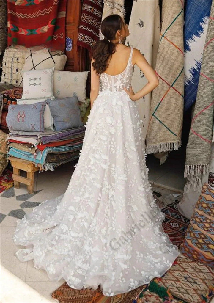 Exquisite 3D Flowers Appliques Wedding Dresses V-neck Backless Wedding Gown Vestido De Noiva Customer Made by payinti