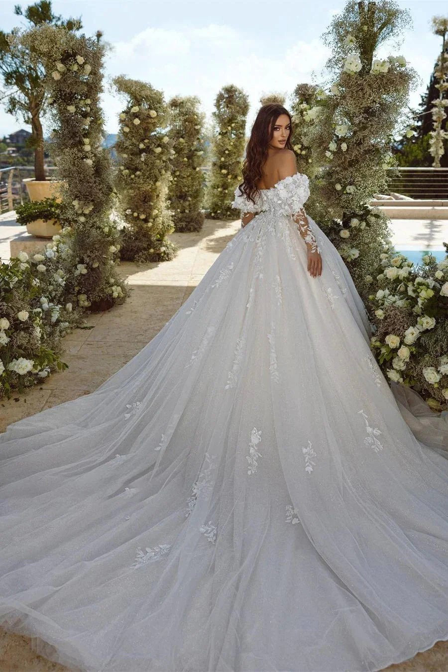 Elegant A-line Appliques Lace Sweetheart Tulle Wedding Dress With Long Sleeves by misshow.com