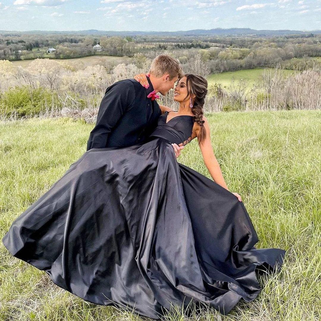Elegant Black A-line V-neck Long Prom Dresses with Pockets by BIZTUNNEL
