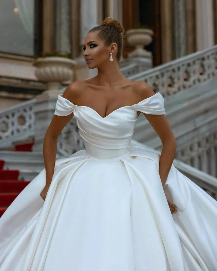 Elegant Sweetheart Off-the-shoulder Wedding Dresses Sweep Train by misshow.com