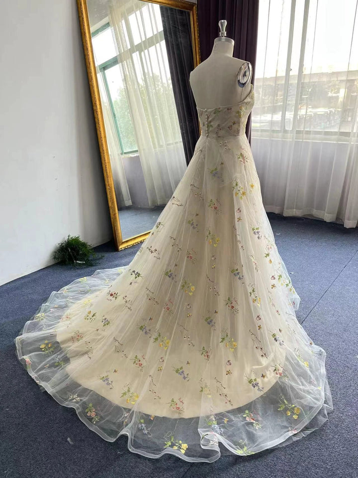 Exquisite A-line Flower Strapless Tulle Prom Dress by misshow.com