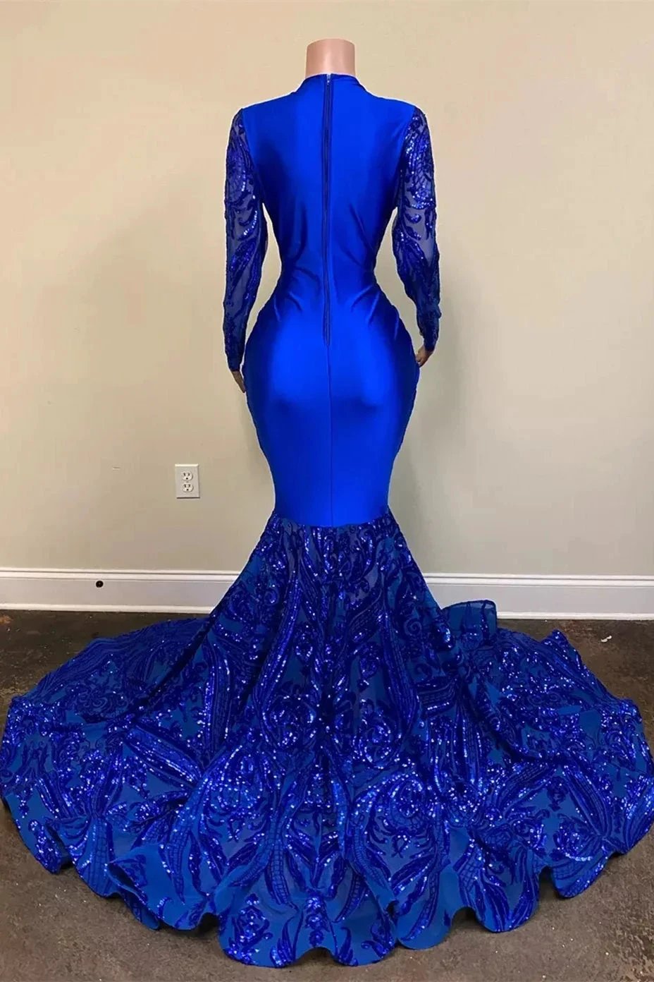 Exquisite Blue V-neck Sequins Long Sleeve Floor-length Mermaid Prom Dresses by misshow.com