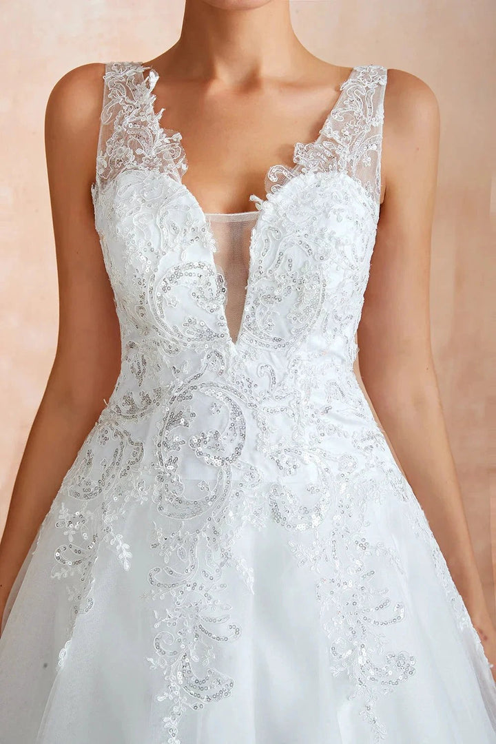 Exquisite Long A-line Appliques Lace Tulle Wedding Dress by BIZTUNNEL